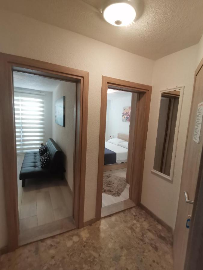 Apartment Marina Pavic Хвар Екстер'єр фото