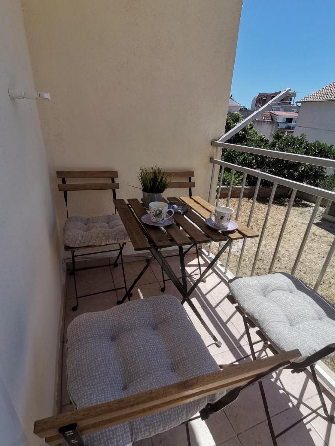 Apartment Marina Pavic Хвар Екстер'єр фото