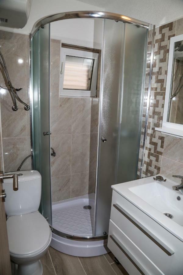 Apartment Marina Pavic Хвар Екстер'єр фото