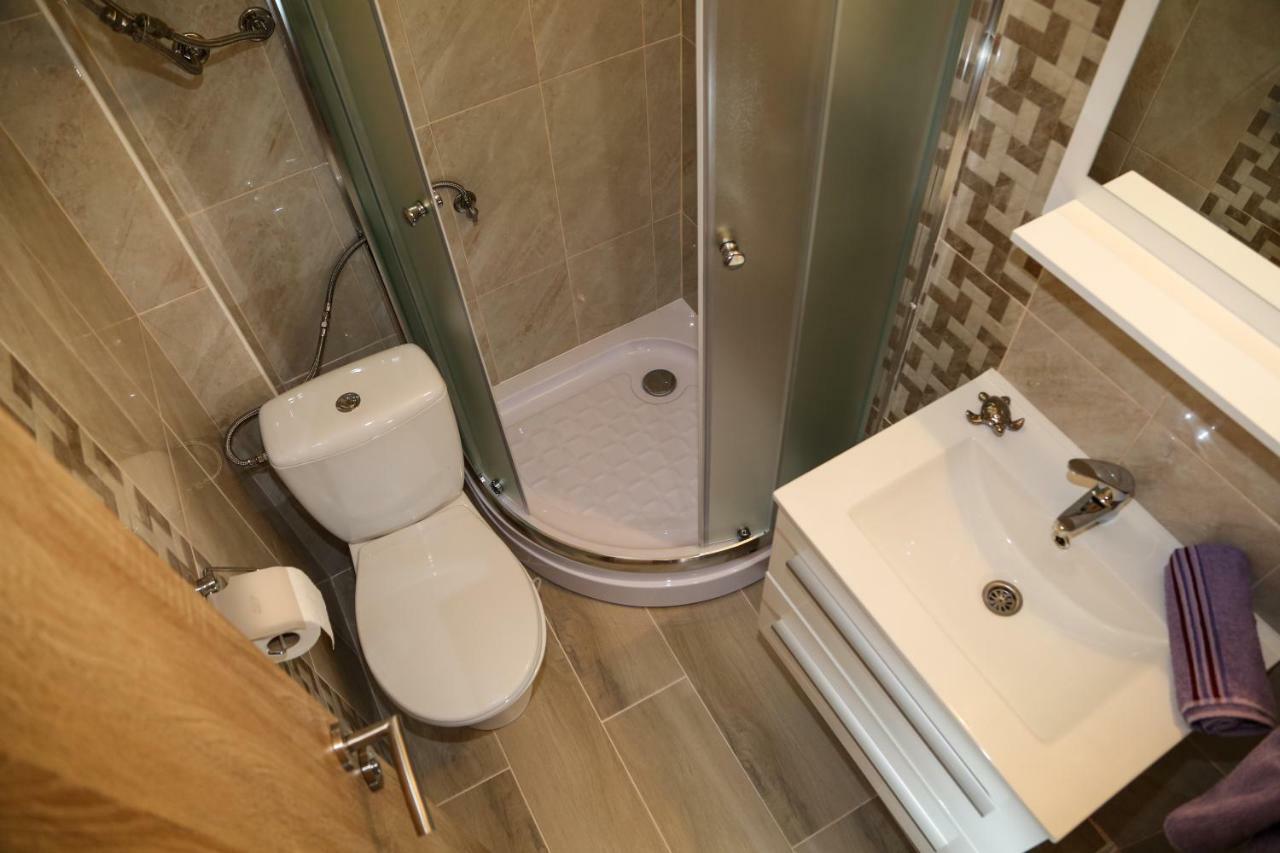 Apartment Marina Pavic Хвар Екстер'єр фото